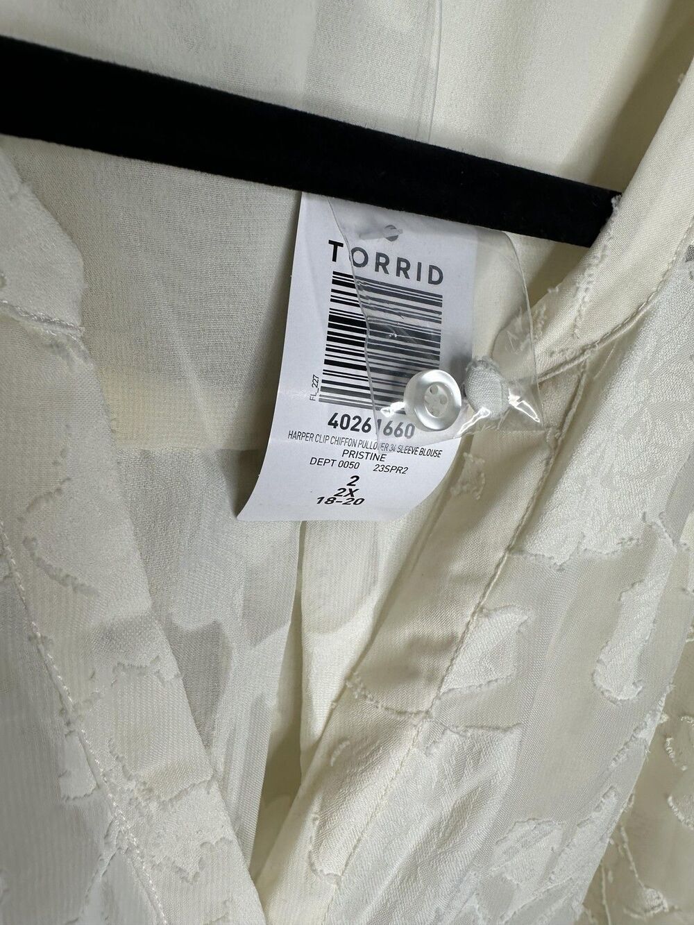 Torrid Shirt Womens 2X Ivory Harper Floral Burnout Roll Tab Sleeve V Neck Sheer - Picture 3 of 6